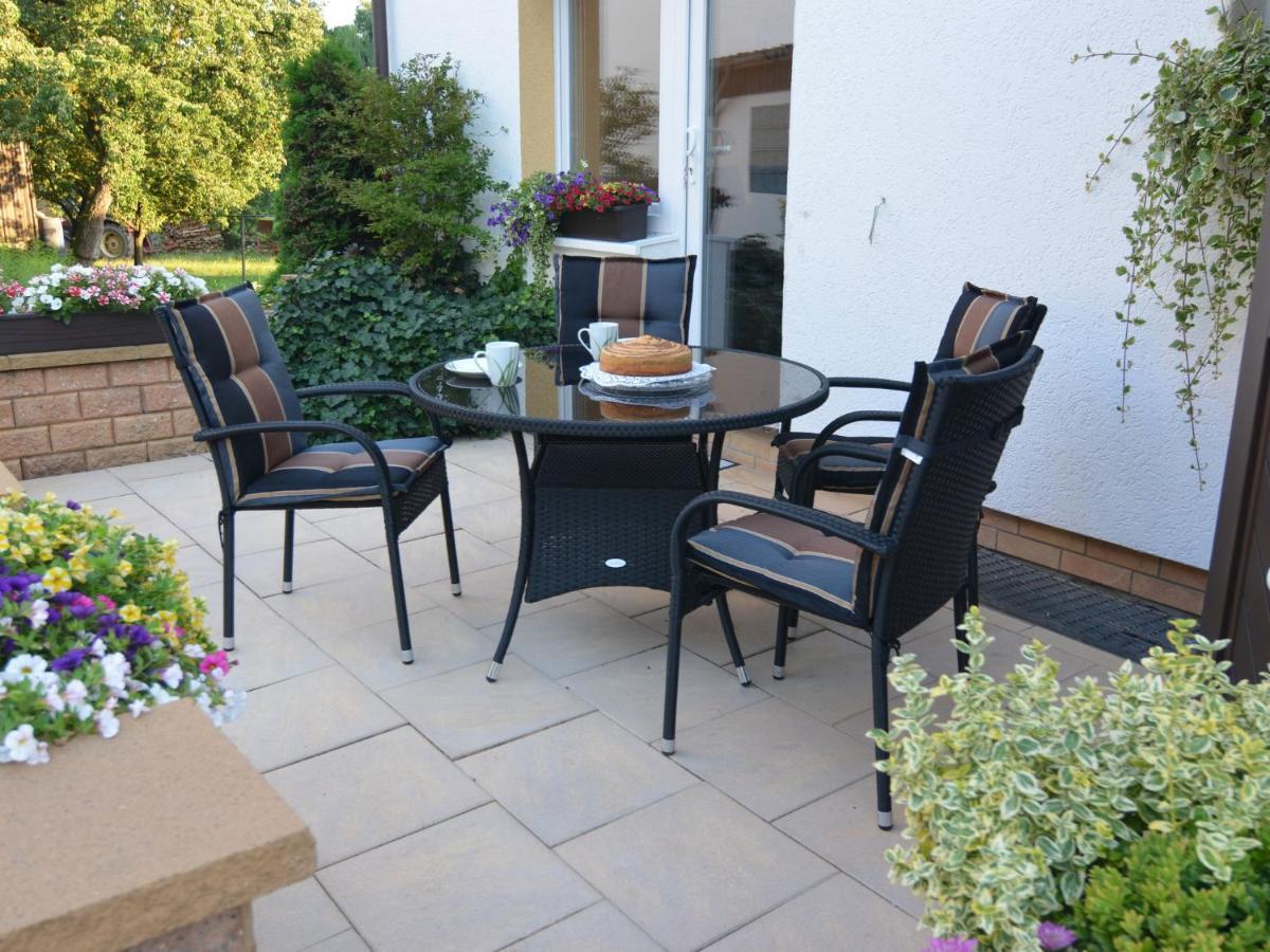 Modern Holiday Home Idyllic Setting With Terrace Medebach Exterior photo