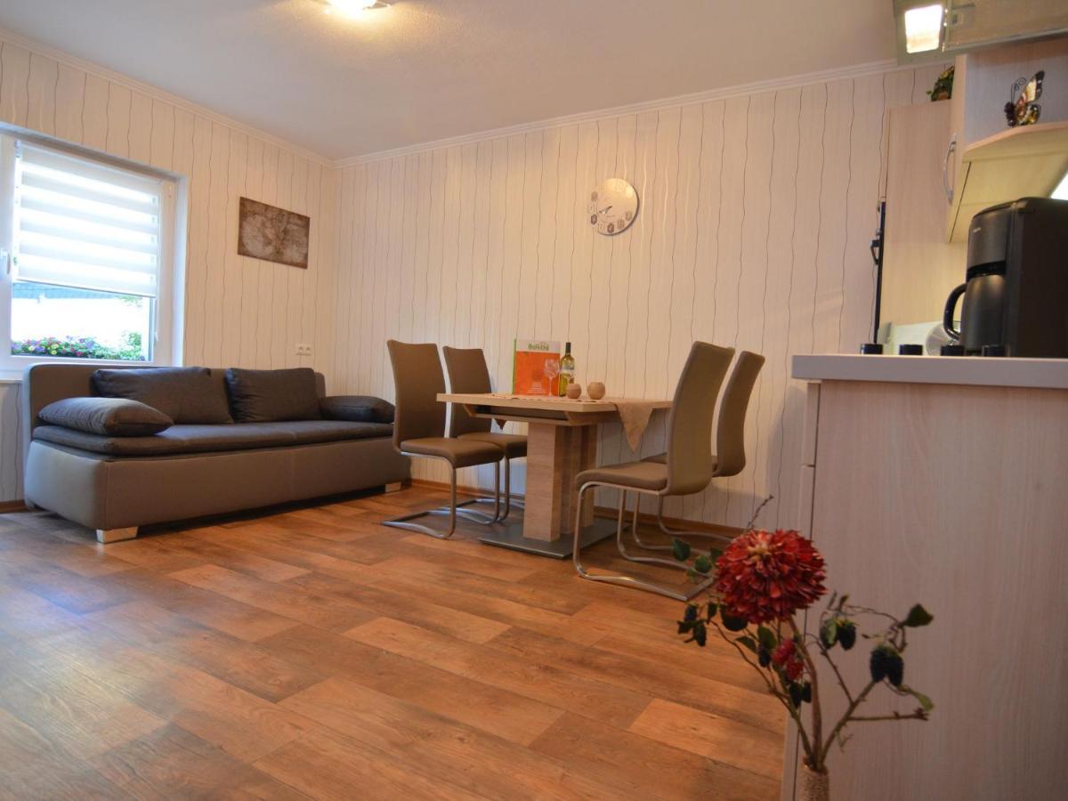 Modern Holiday Home Idyllic Setting With Terrace Medebach Exterior photo